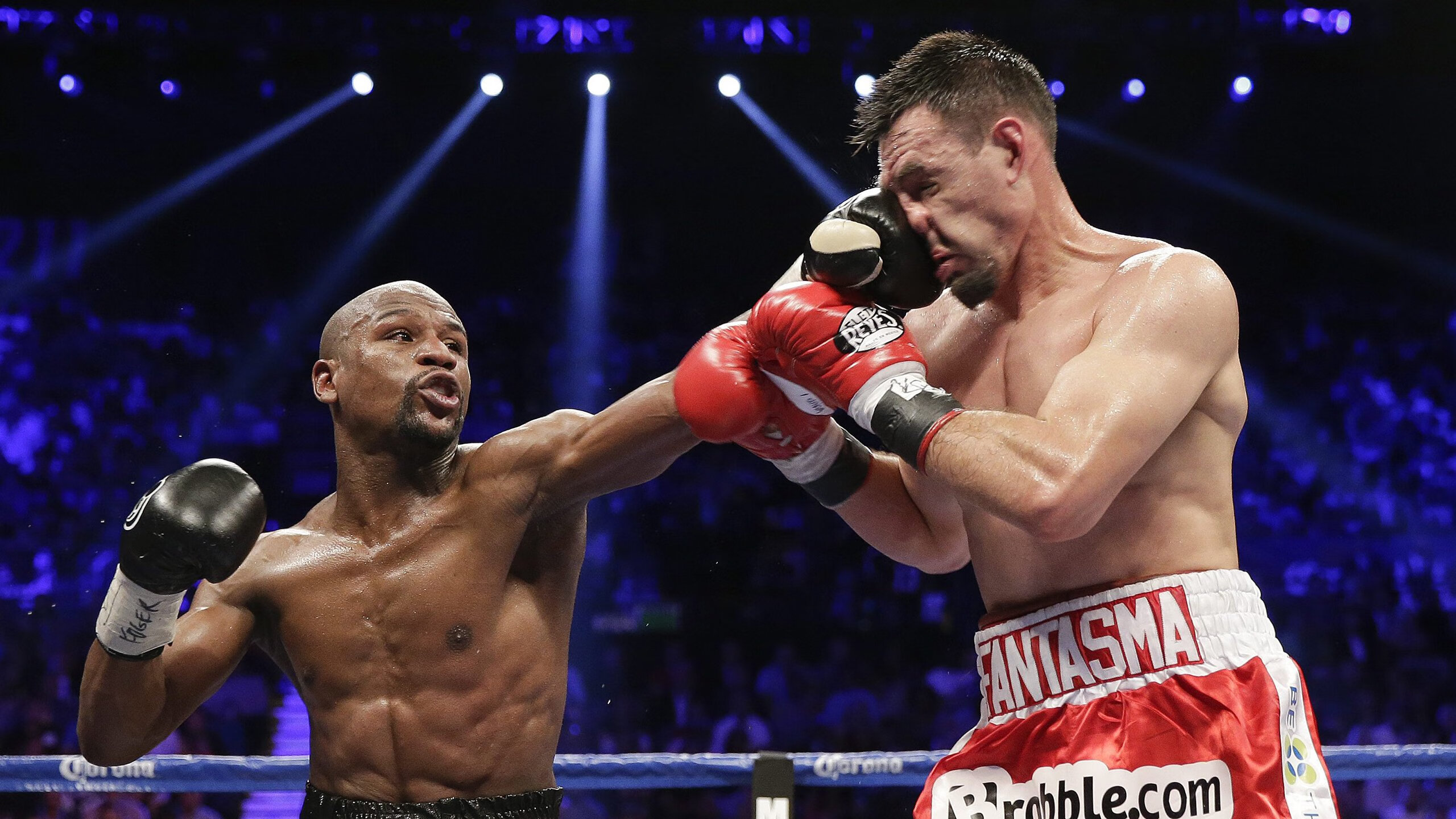 十轮惊魂:英超四帅下课潮下的生存危机,狼队垫底与佩雷拉引发的连锁震荡